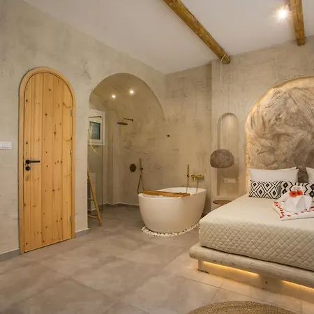 Saint Zoe Luxury Апартаменти
