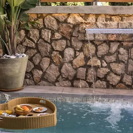 Saint Zoe Rhodes City