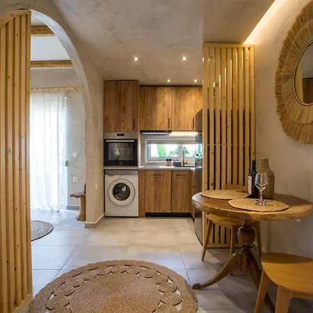 Saint Zoe Luxury Apartment