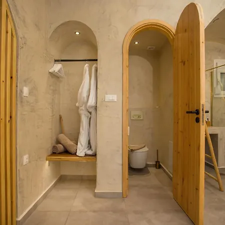 Saint Zoe Luxury Apartment *
