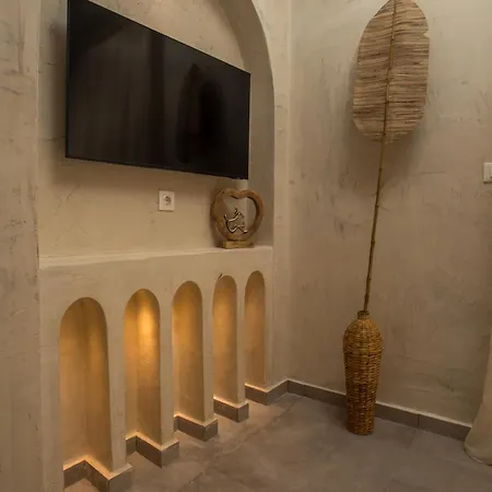 Saint Zoe Luxury Apartment *