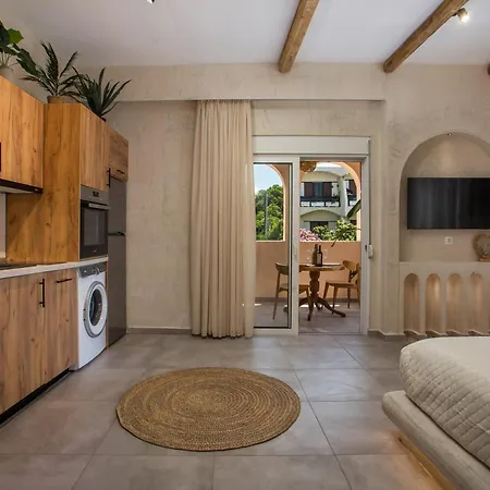 Saint Zoe Luxury Apartment *