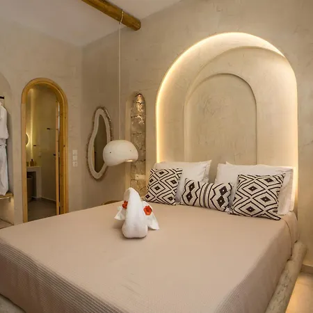 Saint Zoe Luxury