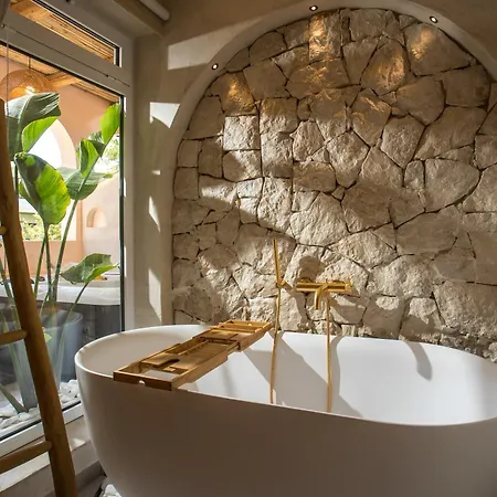 Saint Zoe Luxury Apartment *