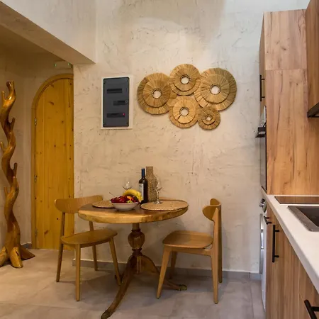 Saint Zoe Luxury Apartment