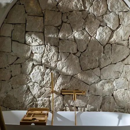 Saint Zoe Rhodes City