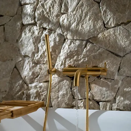 Saint Zoe Apartman *